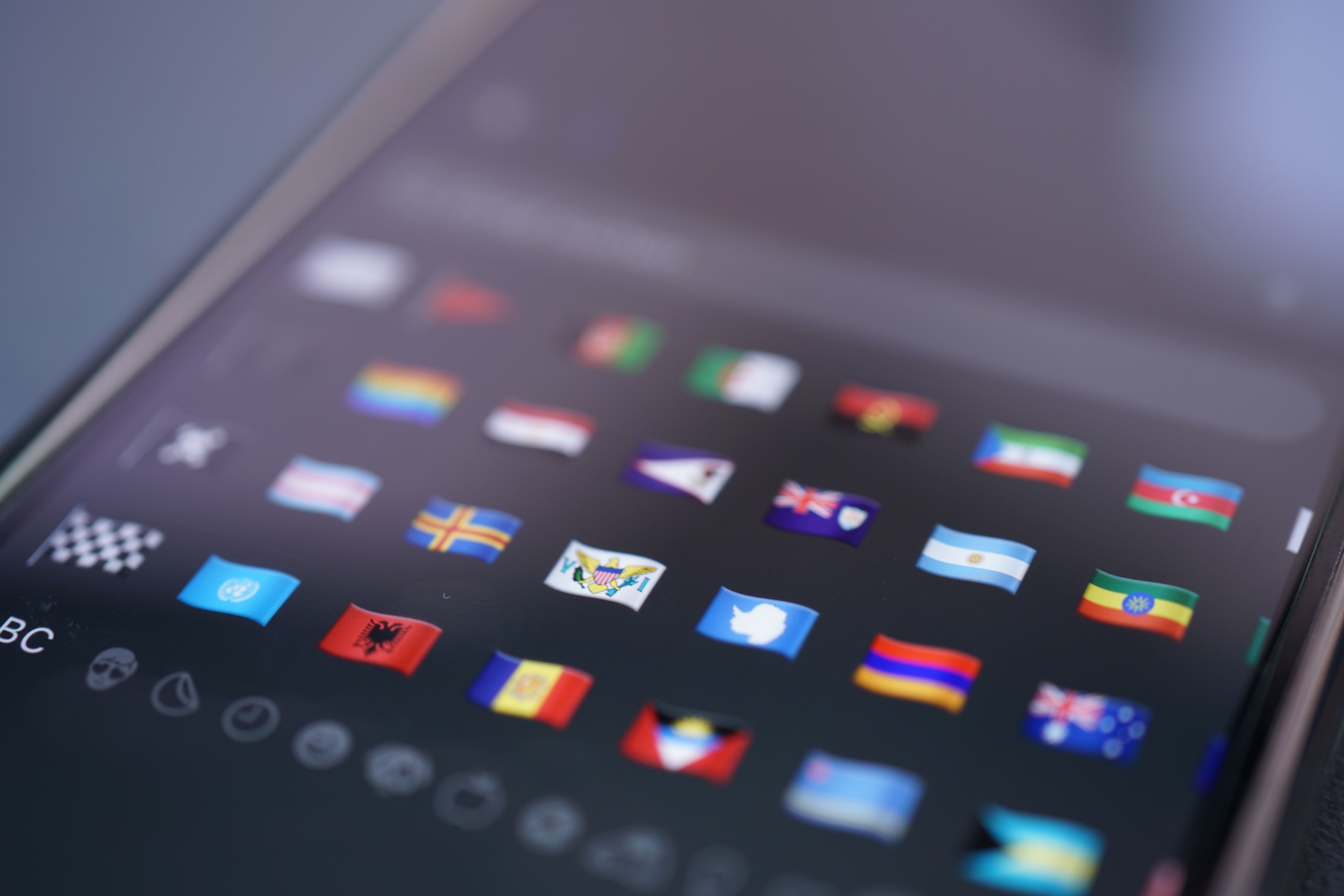 Understanding disinformation in minority language contexts
